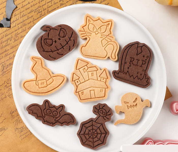 Wykrawacze ze Stemplem Halloween  foremki do ciastek 8szt-bd4a5b6474e3349741de6170072e34c3
