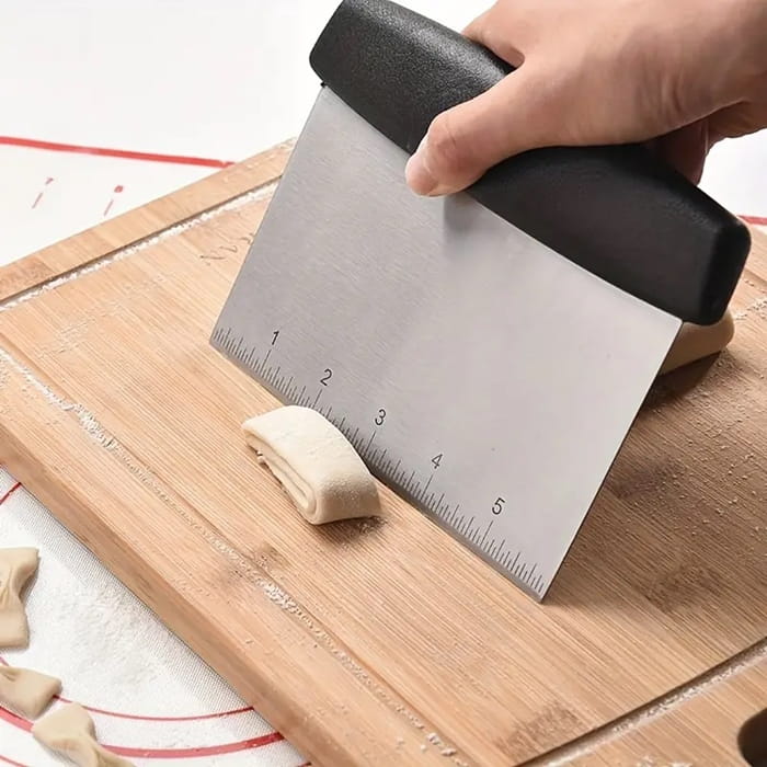 Szpatułka łopatka skrobka do ciast i tortów 15cm z podziałką i uchwytem-e45c3658ba1d6951b89c5aa89d693607