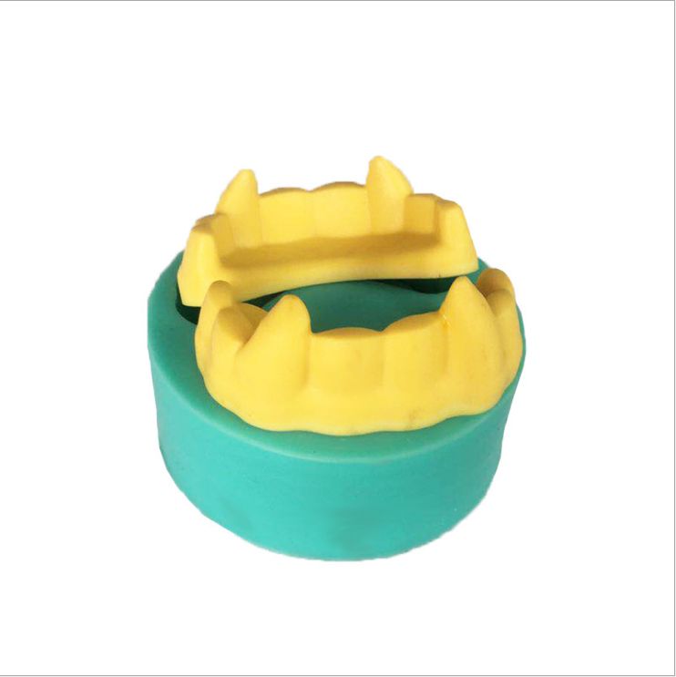 Hot-Sale-One-piece-Vampire-Teeth-DIY (2).png
